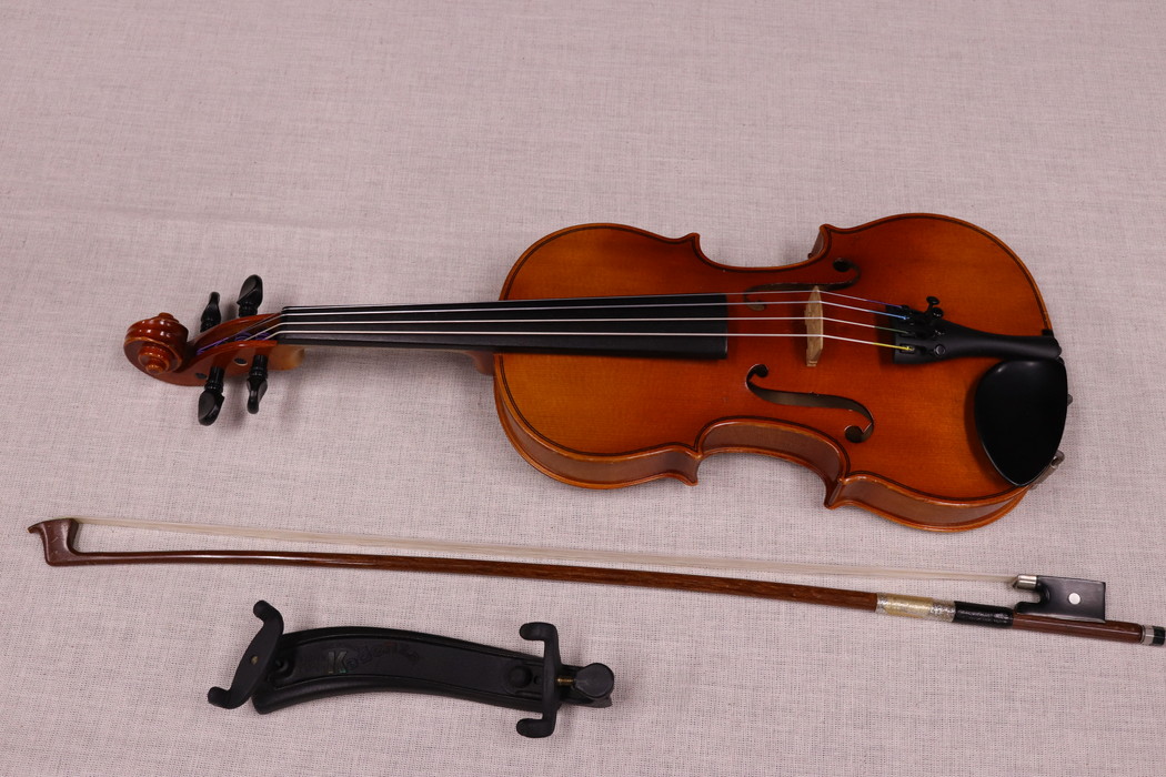 日産純正カ 良品 スズキ バイオリン No220 1／8 1887年製 弓 弦張替え